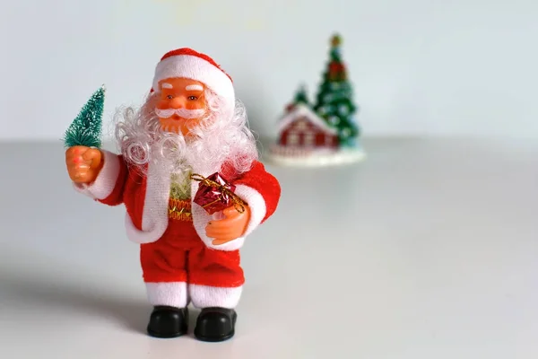 Feliz muñeco de Papá Noel en Navidad time.colorful fondo bokeh — Foto de Stock