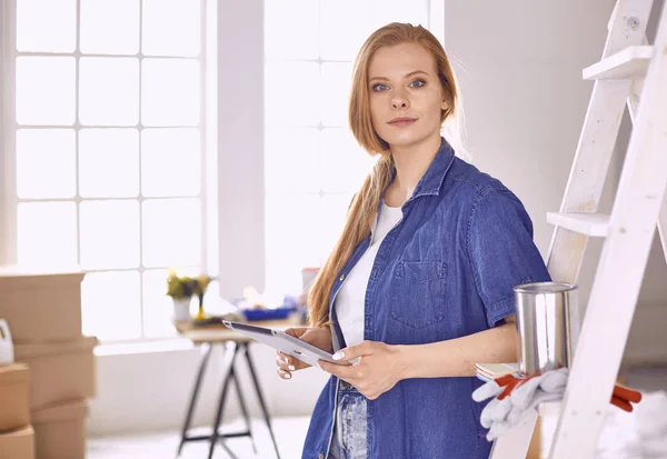 Grupp av sjukvårdsarbetare porträtt på sjukhus — Stockfoto