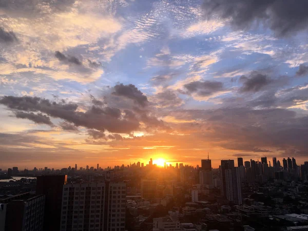 Sunset in Bangkok — Stock Photo, Image
