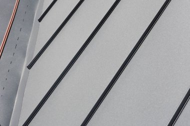 Çatı metal levha veya fabrika bina ya da ambar oluklu çatı
