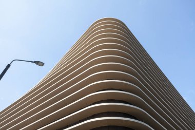 Yapı oluşturma özet satırları. Renk ve tasarım.