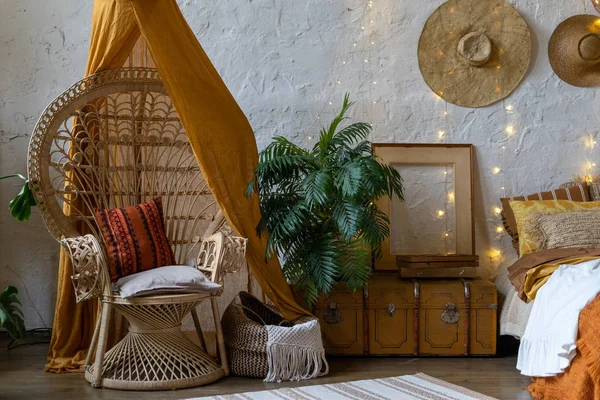 Gemütliches Haus mit Zimmer im Boho-Stil — Stockfoto