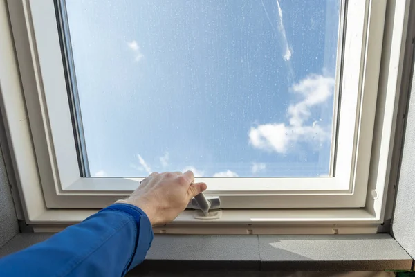Cropped View One Workman Open New Plastic Window Roof Holding — Stock Photo, Image