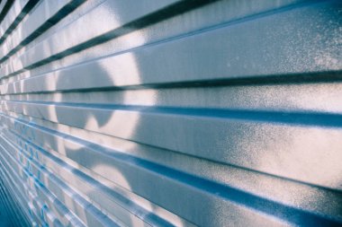 oluklu metal ambar cephe soyut