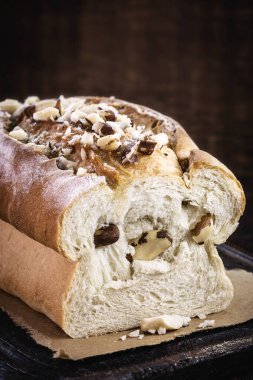 Brezilya fındık ekmeği. Brezilya fıstığından yapılmış Brezilya ekmeği. Ev yapımı organik ve vejetaryen, doğal ürün..