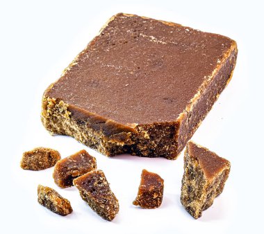 Rapadura, pan, karton, piloncillo, chancaca, empanizasyon ve tapa-doce adı verilen Azorean veya Kanarya kökenli şeker kamışından yapılmış. Latin Amerika 'da tüketiliyor. İzole edilmiş beyaz arkaplan.