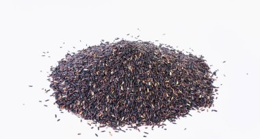 Organik doğal pirinç berry beyaz arka plan, mor pirinç