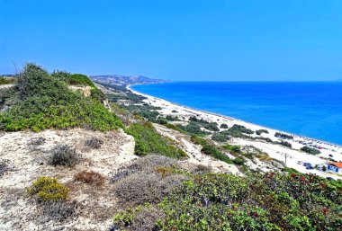 Bir kumsalda Akdeniz Kos Adası Yunanistan ile manzara 
