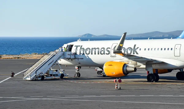 Heraklion Grecja Czerwca 2016 Płycie Postojowej Lotniska Nikos Kazantzakis Głównego — Zdjęcie stockowe
