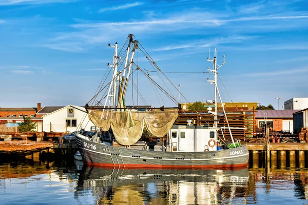 Buesum Alemania Agosto 2018 Arrastrero Pesquero Puerto Buesum Frisia Del — Foto de Stock