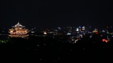 Hangzhou modern şehir manzarası ve ofis binaları