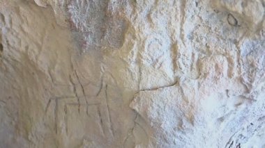 Tarihi petrographs. Oymalar geri kalma 10 000 Bc, Qobustan, Azerbaycan.