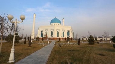 Taşkent güzel beyaz küçük cami