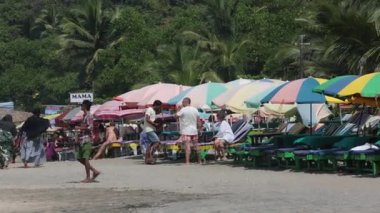 Akşamları, Goa, Hindistan ile 23 Kasım 2017 Arambol Beach Arambol, Goa, Hindistan - Kasım, 2017:View.