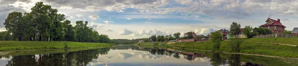 Das russische Dorf zhelnino lizenzfreie Stockbilder