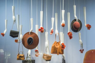 Lüks mağaza giyim Paris'te