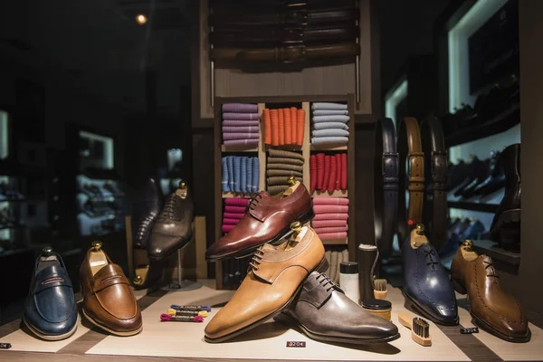 Men Shoes Luxury Shop Paris — Stock Photo, Image