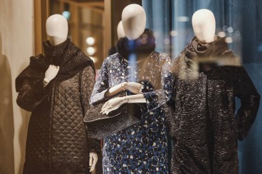 Giyim mağaza sonbahar-kış koleksiyonu