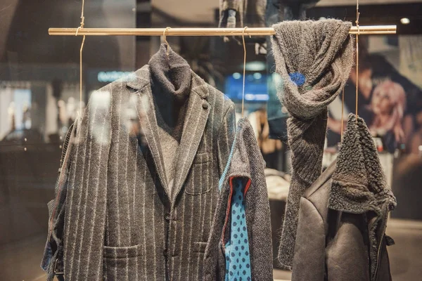 Ayrıntılı giyim mağazası