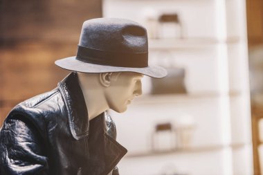 Erkek moda bir mağaza.