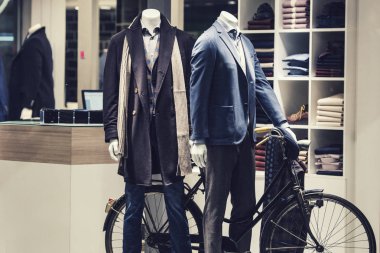 Erkekler şık giyim Vitrini