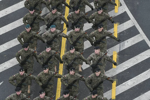 Bucareste Romênia Dezembro 2019 Bombeiros Militares Romenos Marcham Frente Arco — Fotografia de Stock