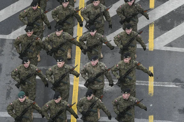 Bucarest Rumania Diciembre 2019 Bomberos Militares Rumanos Marchan Frente Arco — Foto de Stock
