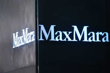 Milan, İtalya 22 Şubat 2019 Max Mara logosu Milano, Şubat 2019.