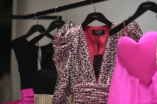 Париж Франция Марта 2019 Года Женская Одежда Роскошном Магазине Париже — стоковое фото