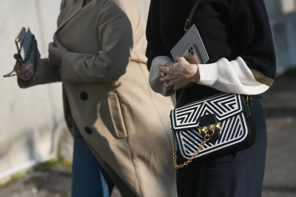 Milão Itália Fevereiro 2020 Detalhe Estilo Rua Acessórios Roupas Estilo — Fotografia de Stock