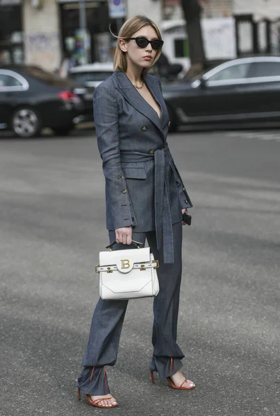 Milan Italy February 2020 Street Style Appearance Milan Fashion Week — Stockfoto