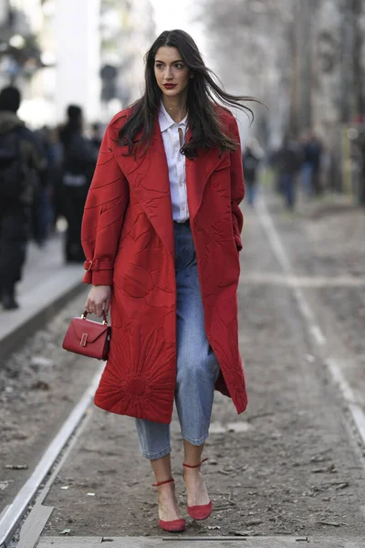 Milán Italia Febrero 2020 Aparición Calle Durante Semana Moda Milán —  Fotos de Stock