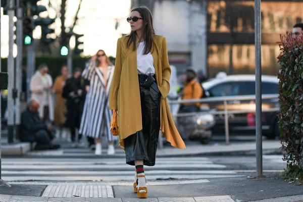 Milano Italien Februari 2020 Street Style Framträdande Milan Fashion Week — Stockfoto