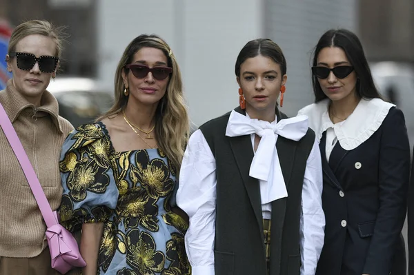 Milano Febbraio 2020 Street Style Durante Milano Fashion Week Streetstylefw20 — Foto Stock