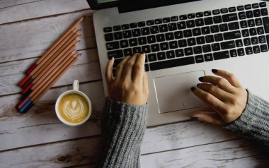 yaratıcı ev çalışma alanı - ev kavramından çalışma