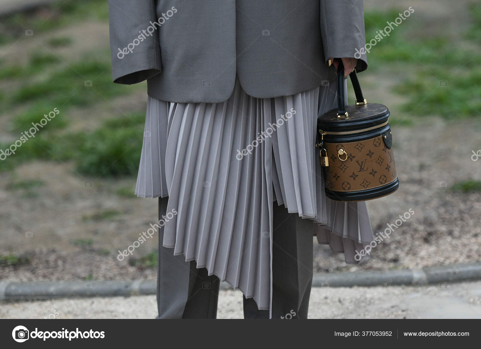 Paris France February 2020 Louis Vuitton Cylinder Bag Streetstylefw20 –  Stock Editorial Photo © AGCreativeLab #377053952