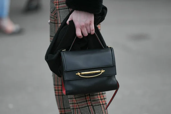 Paris France Février 2020 Sac Main Alexander Mcqueen Cuir Noir — Photo