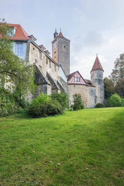 Poza de mury miasta Rothenburg ob der Tauber — Zdjęcie stockowe