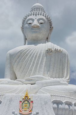Big Buddha altında