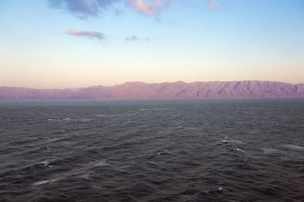 Golden hour over the Sinai Peninsula — Stock Photo, Image