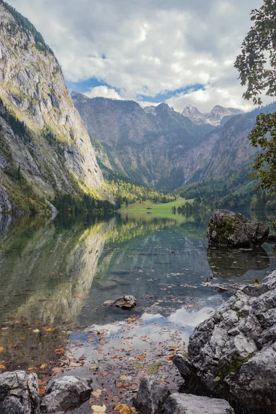 반사는 Obersee — 스톡 사진