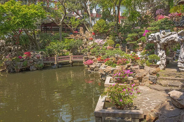 Pond Bordered Flowers Yuyuan Garden Shanghai — Stock Photo, Image