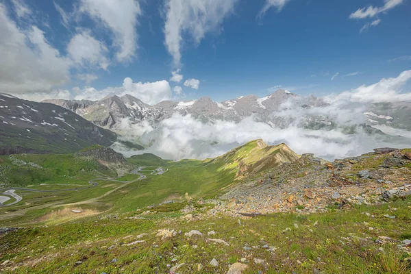 Uitzicht Hohe Dock Met Lage Wolken Aan Voet Tijdens Het — Stockfoto