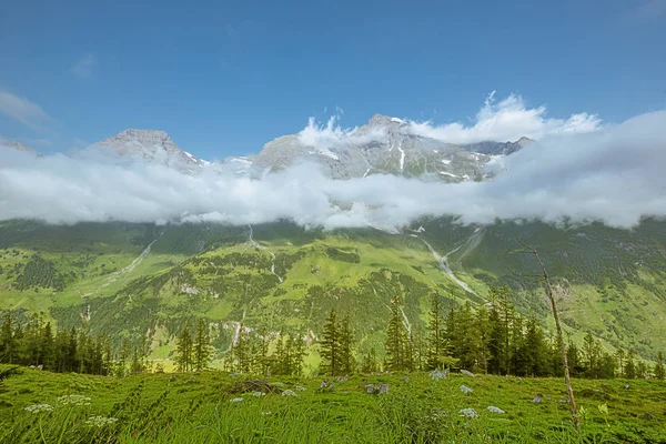 Uitkijkend Het Dal Naar Hoher Tenn Tijdens Het Beklimmen Van — Stockfoto