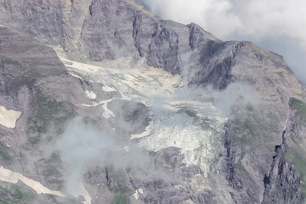 Gletscher Kriecht Beim Aufstieg Auf Der Großglocknerhochalpenstraße Von Den Hängen — Stockfoto