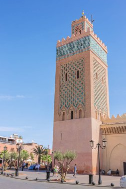 Yazı: Marakeş, Fas, 3 Ekim 2019 - Marakeş 'teki Koutoubia Camii' nin minare kulesi