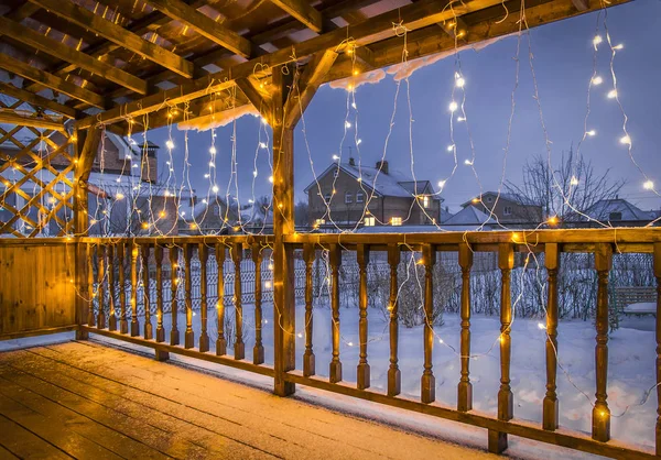 Terrasse in der Weihnachtszeit — Stockfoto