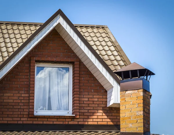 The upper part of the house — Stock Photo, Image