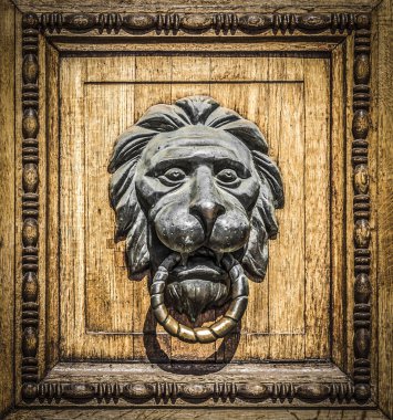 Eski demir tokmağı