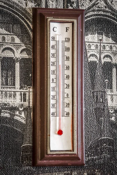 Old room thermometer — Stock Photo, Image